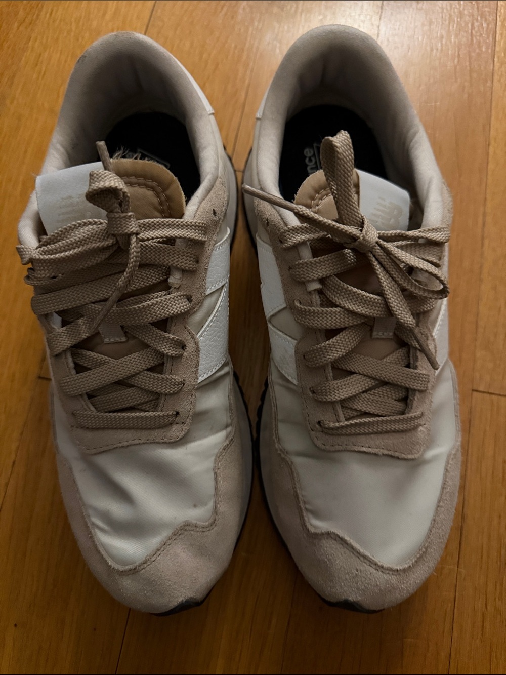 New Balance 237 Sneaker - women’s 9